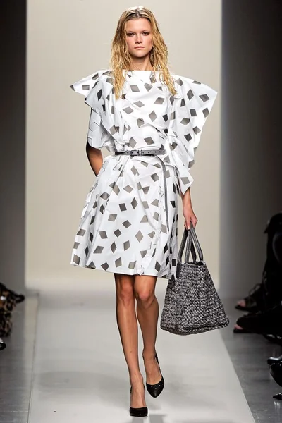 Look 33